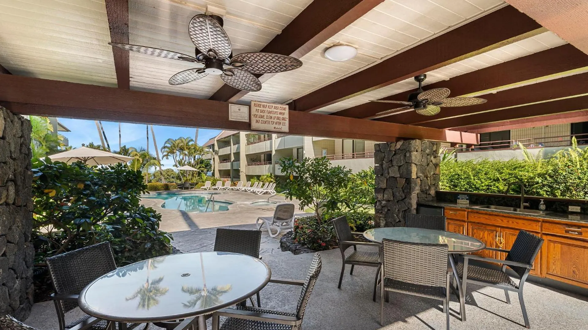 קאילואה-קונה White Sands Village 223 0*,